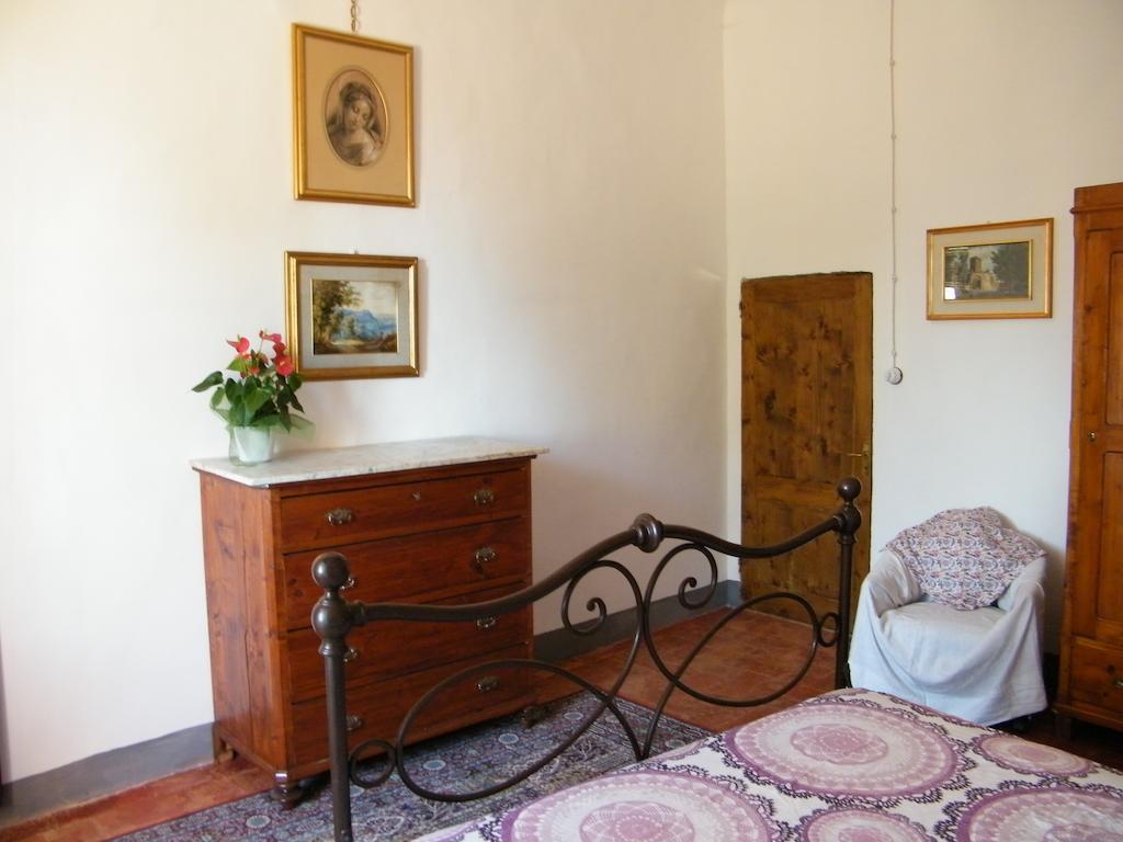 B&B Il Glicine Montefollonico Exterior photo